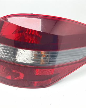 STOP FANALE POSTERIORE DESTRO RENAULT Laguna Grand