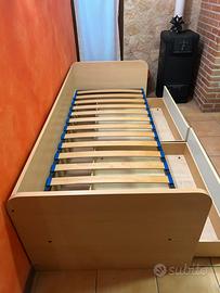 Letto singolo con cassetti contenitore
