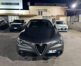 Alfa Romeo Stelvio 2.2 Turbodiesel 180 CV AT8 RWD 