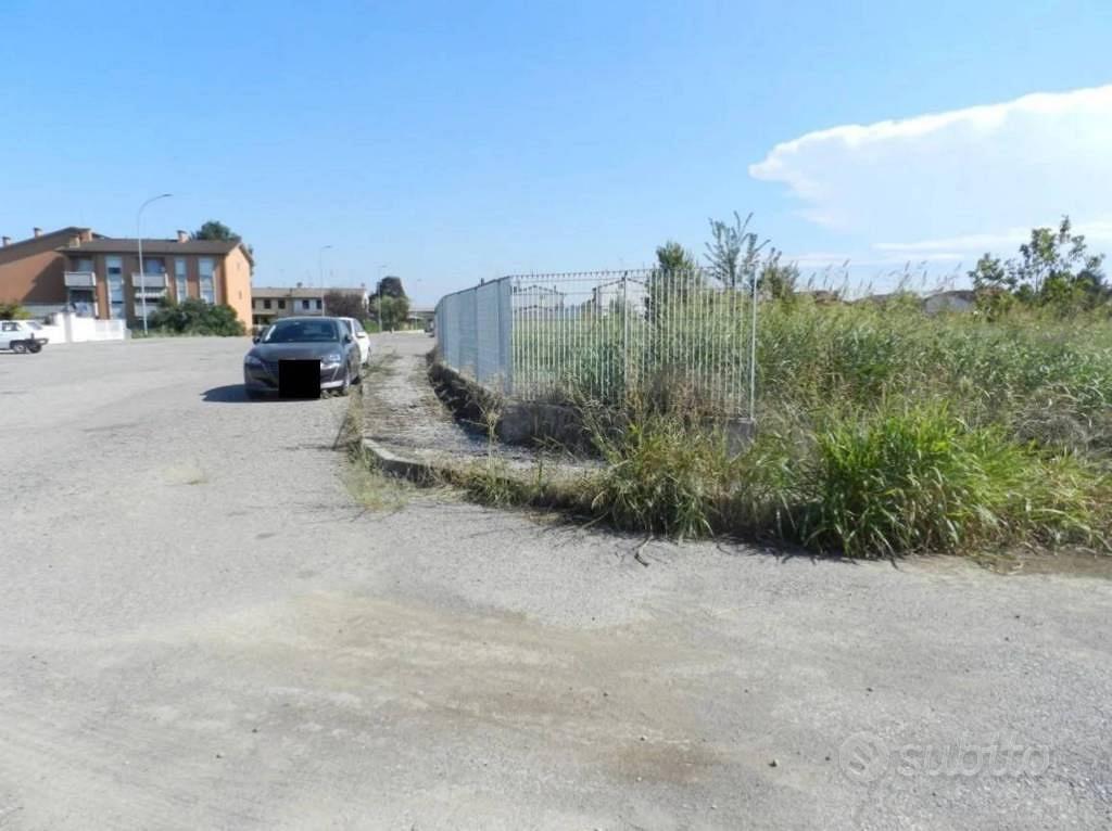 Immobile in asta di 15136 m² a Grumello Cremonese - Vista 3
