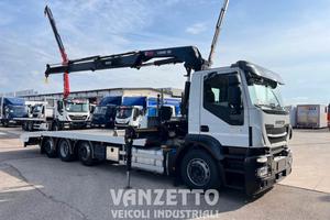 IVECO 320S36 PIANALE + GRU HIAB 188