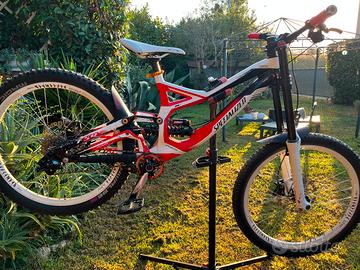 Specialized demo 8