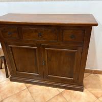 Mobile in legno massello