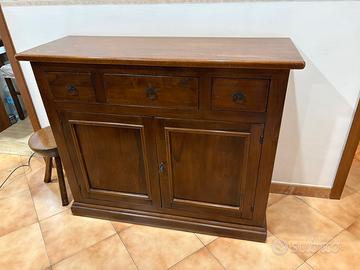 Mobile in legno massello