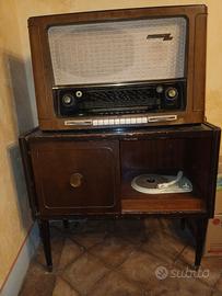 radio antica grundig 5040  e giradischi