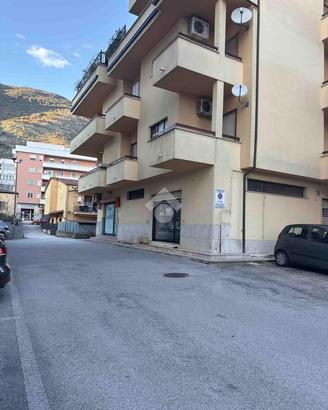 NEGOZIO A VENAFRO