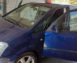 Meriva benzina 1400cc
