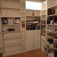 Librerie, scrivanie, mensole  prezzi ridottissimi.