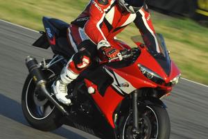 Yamaha YZF R6 - 2004