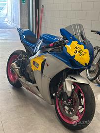 Cbr1000rr 2008 pista