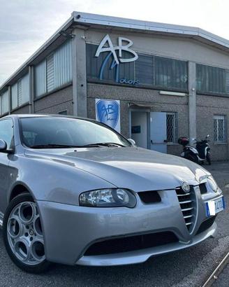 ALFA ROMEO 147 3.2i V6 24V cat 3 porte GTA *MANU