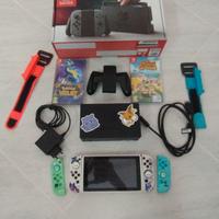 Nintendo Switch + 2 giochi + Cover + Cover Joystic