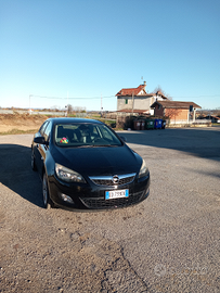 Opel astra j cosmo s 2.0cdti