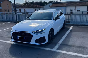 AUDI A4 40 TFSI S-LINE S-TRONIC