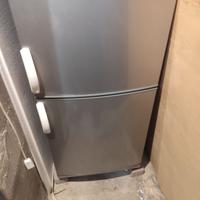 Frigorifero con freezer
