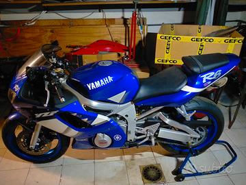 Yamaha YZF R6 - 2000