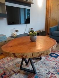 Tavolino da caffè in legno di cedro artigianale