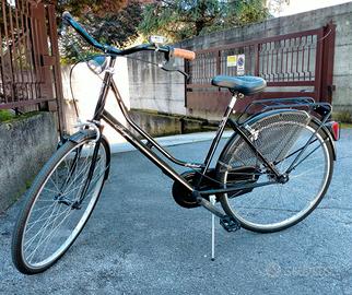 Bicicletta da donna modello olandesina