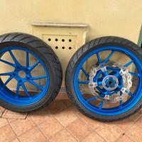 Cerchi bmw gs 1200/1250 completi