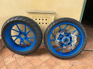 Cerchi bmw gs 1200/1250 completi