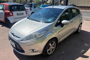 FORD Fiesta 1.4 5 porte Bz.- GPL Titanium