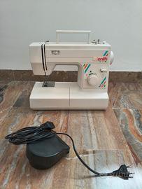 Macchina per cucire zenith 615
