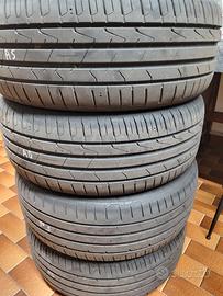 4 GOMME ESTIVE  215/55R17 94v