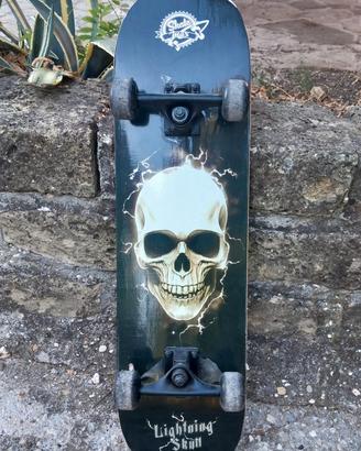 skateboard