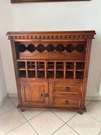 Mobile porta vino
