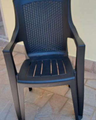 sedia da giardino in plastica