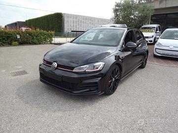 Volkswagen Golf GTI Performance 2.0 245 CV TSI 5p.