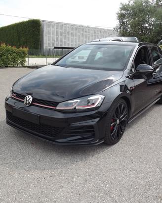 Volkswagen Golf GTI Performance 2.0 245 CV TSI 5p.