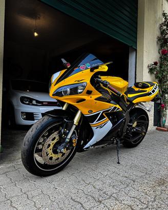 Yamaha R1 2004