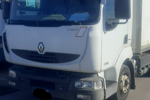 Renault Midlum truk 75 -220 DiX