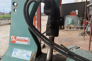 Aratro reversibile Angeloni PRH 90