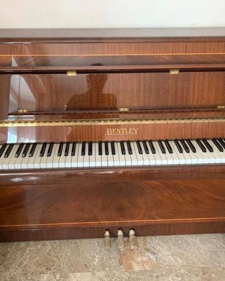 Pianoforte Bentley in legno