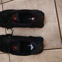 scarpe Nike shorts nere nuove 