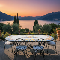 Tavolo in pietra lavica ovale decorato a mano