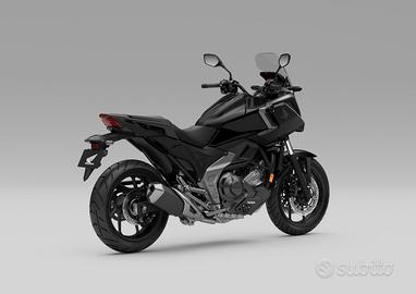 Honda NC 750 VERSIONE DCT