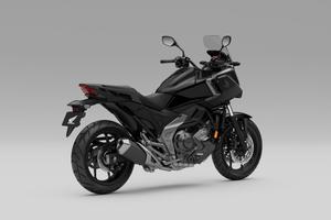 Honda NC 750 VERSIONE DCT