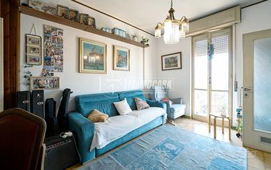 TRILOCALE CON BOX IN ZONA PORTA MOSA!