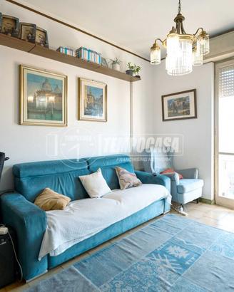 TRILOCALE CON BOX IN ZONA PORTA MOSA!