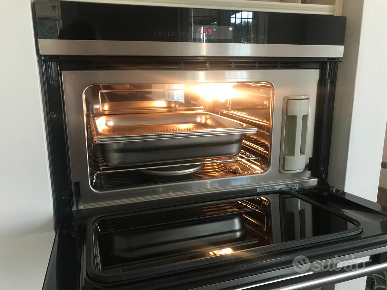 OUTLET OCCASIONE: FORNO ELETTRICO DA INCASSO VAPORE INOX