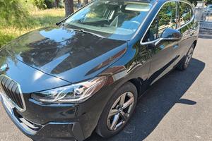 BMW 218I 