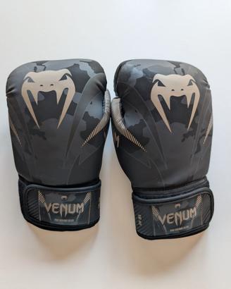 Guanti boxe Venum