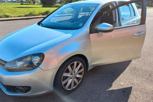 Volkswagen Golf  VI
2.0 TDI 110CV DPF 5p. Highline