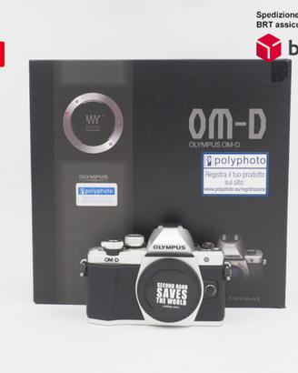 Olympus OM-D E-M10 II