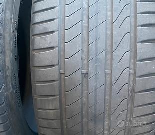 Ruote 225-45/r19 estive