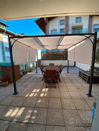Gazebo i n metallo