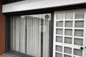NEGOZIO A STEZZANO